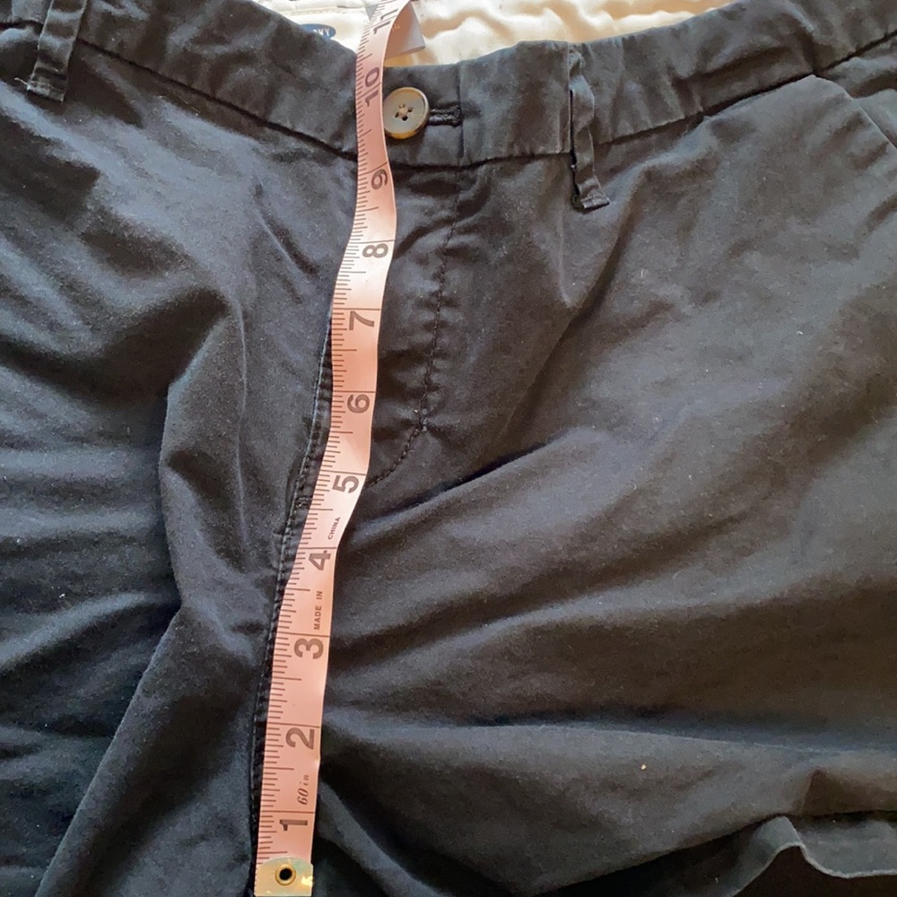 Women’s Classic Old Navy Shorts 14 - Picture 4 of 5